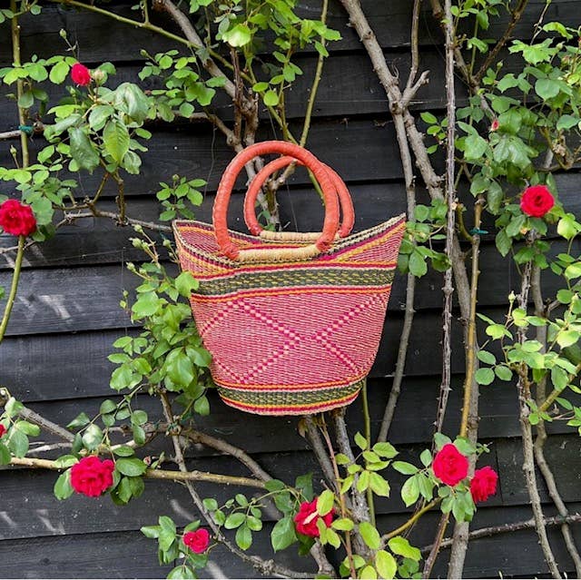 U Shop Basket with Short Handle *Assorted Designs