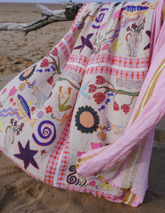 Wonderland Wrap