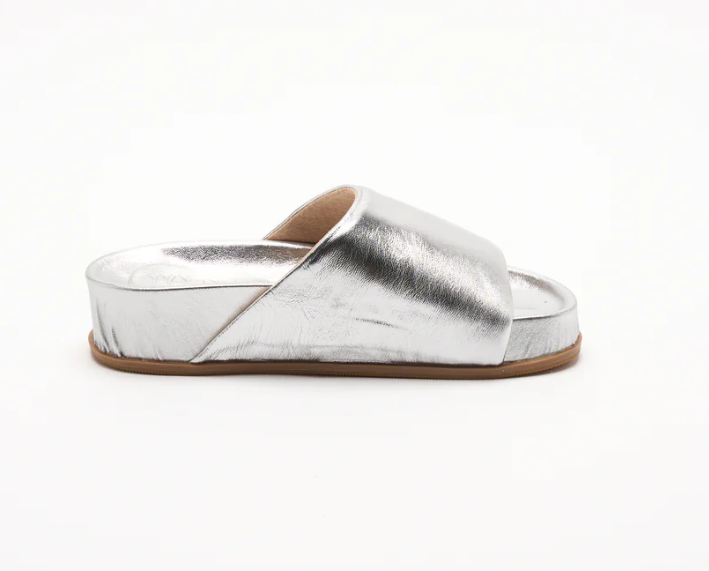 Walnut Kendal Leather Slide