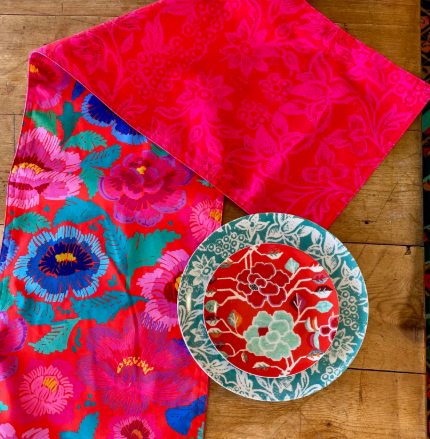 Double Sided Table Runner Birds and Roses