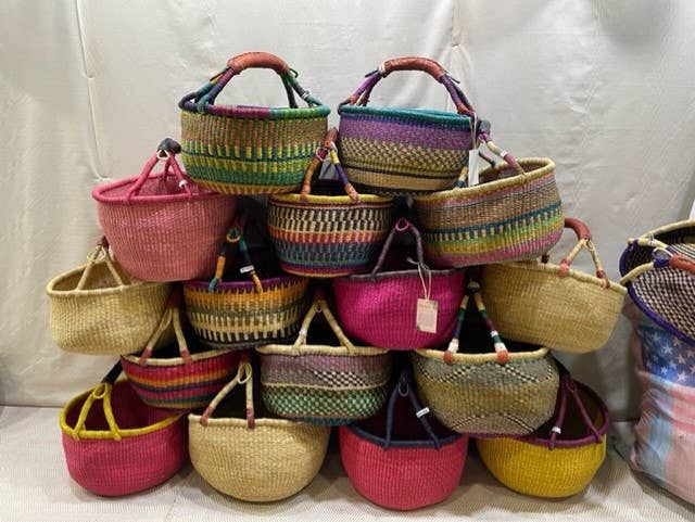 Round Basket *Assorted Designs