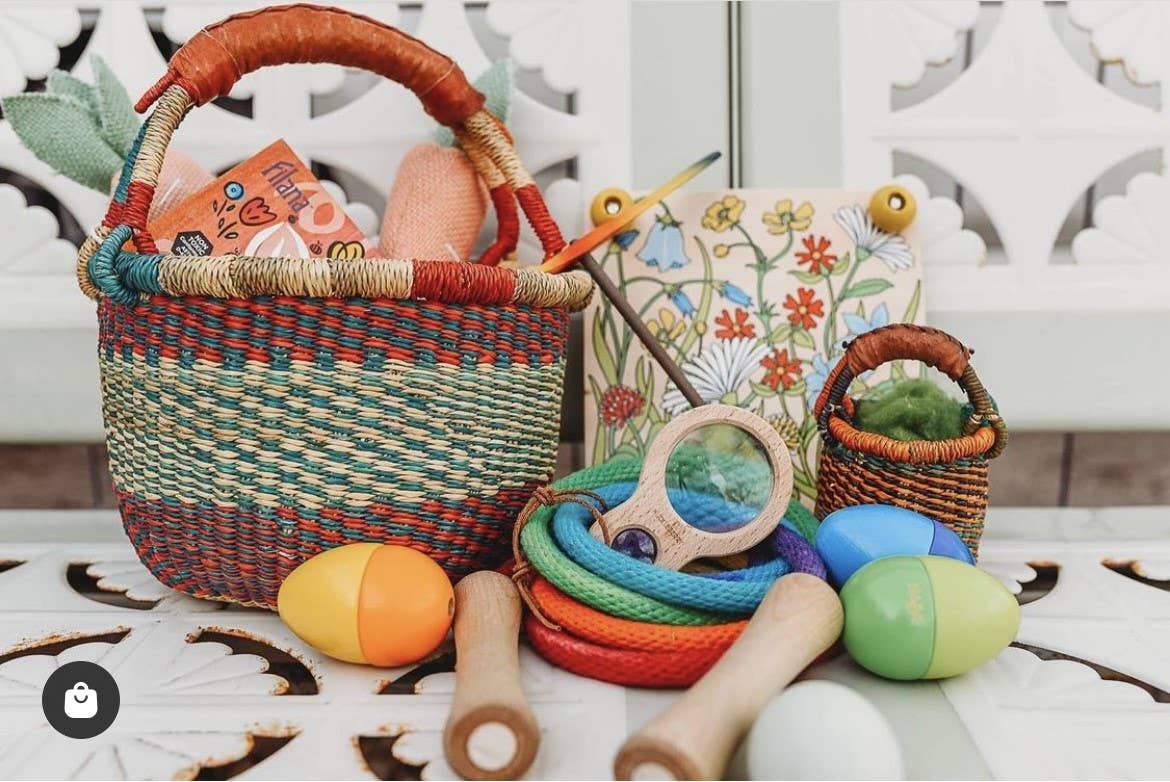 Round Basket *Assorted Designs