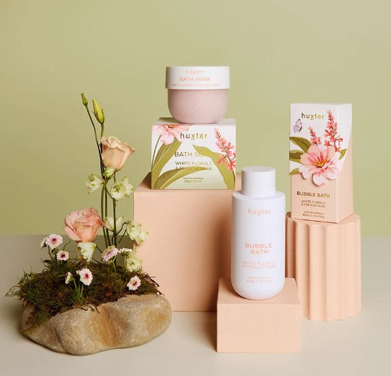 Huxter Bath Soak - White Florals & French Pear