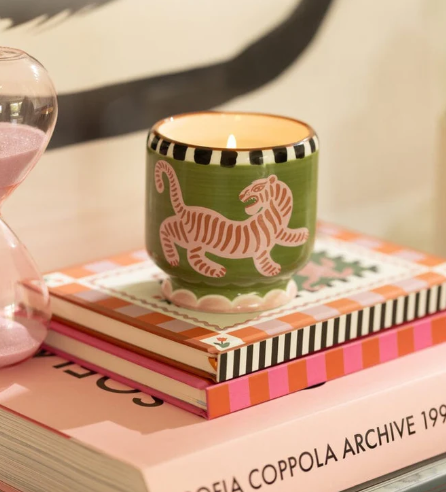 PD Tiger Candle - Black Cedar & Fig