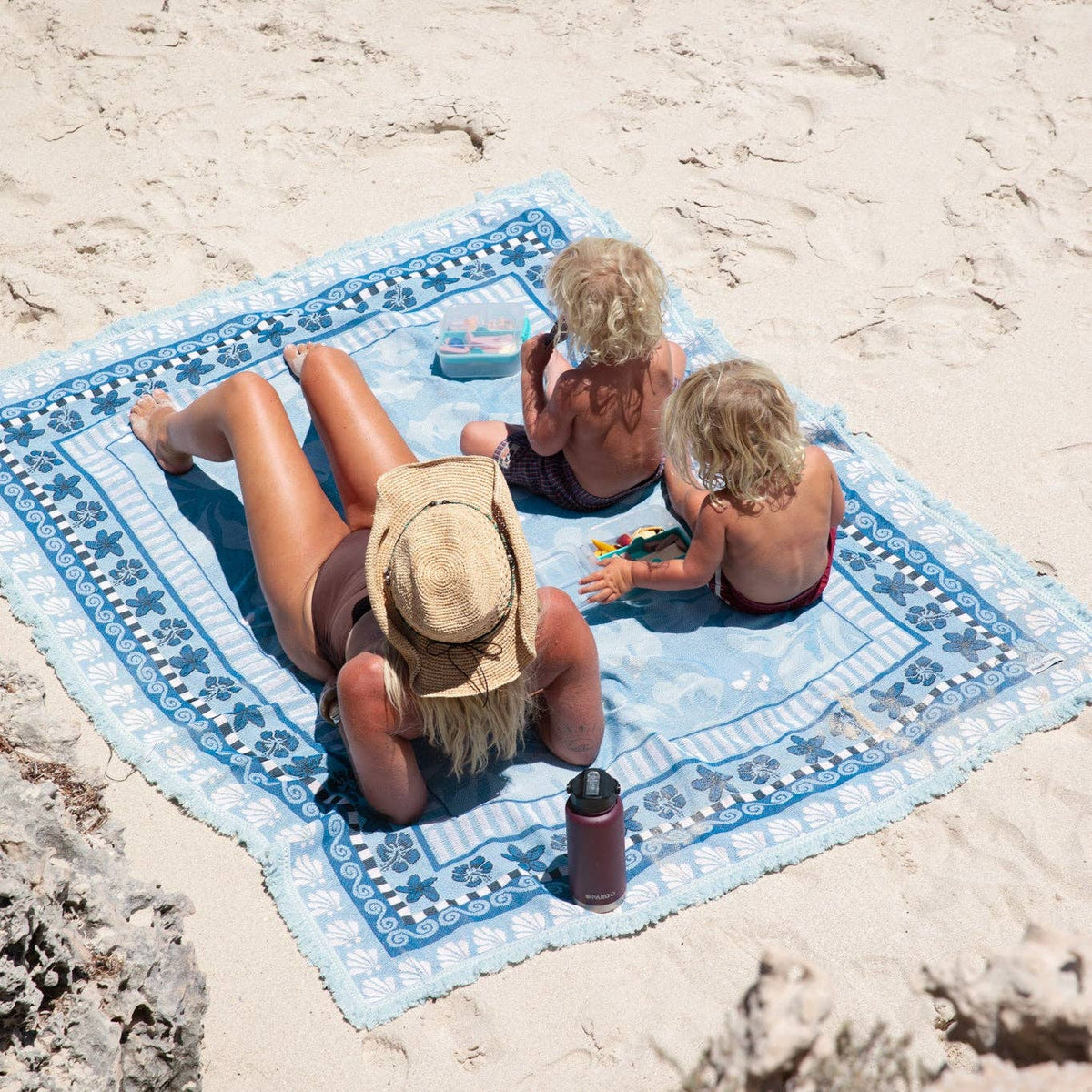 Blue Hibiscus Picnic Rug
