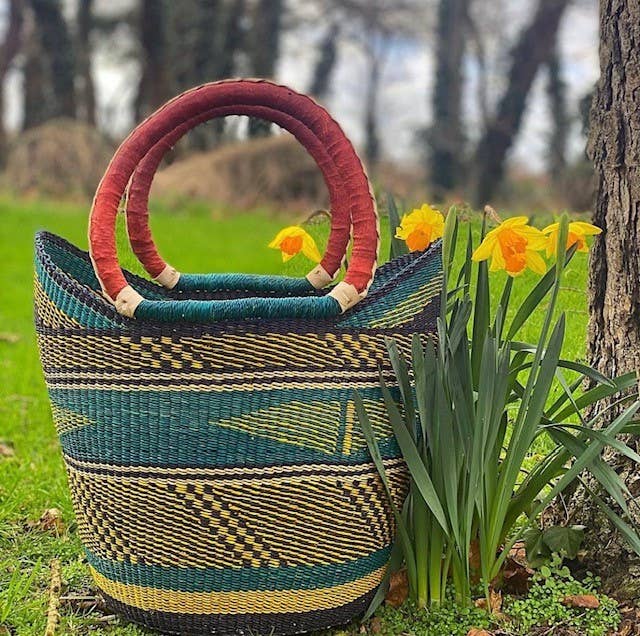 U Shop Basket with Short Handle *Assorted Designs