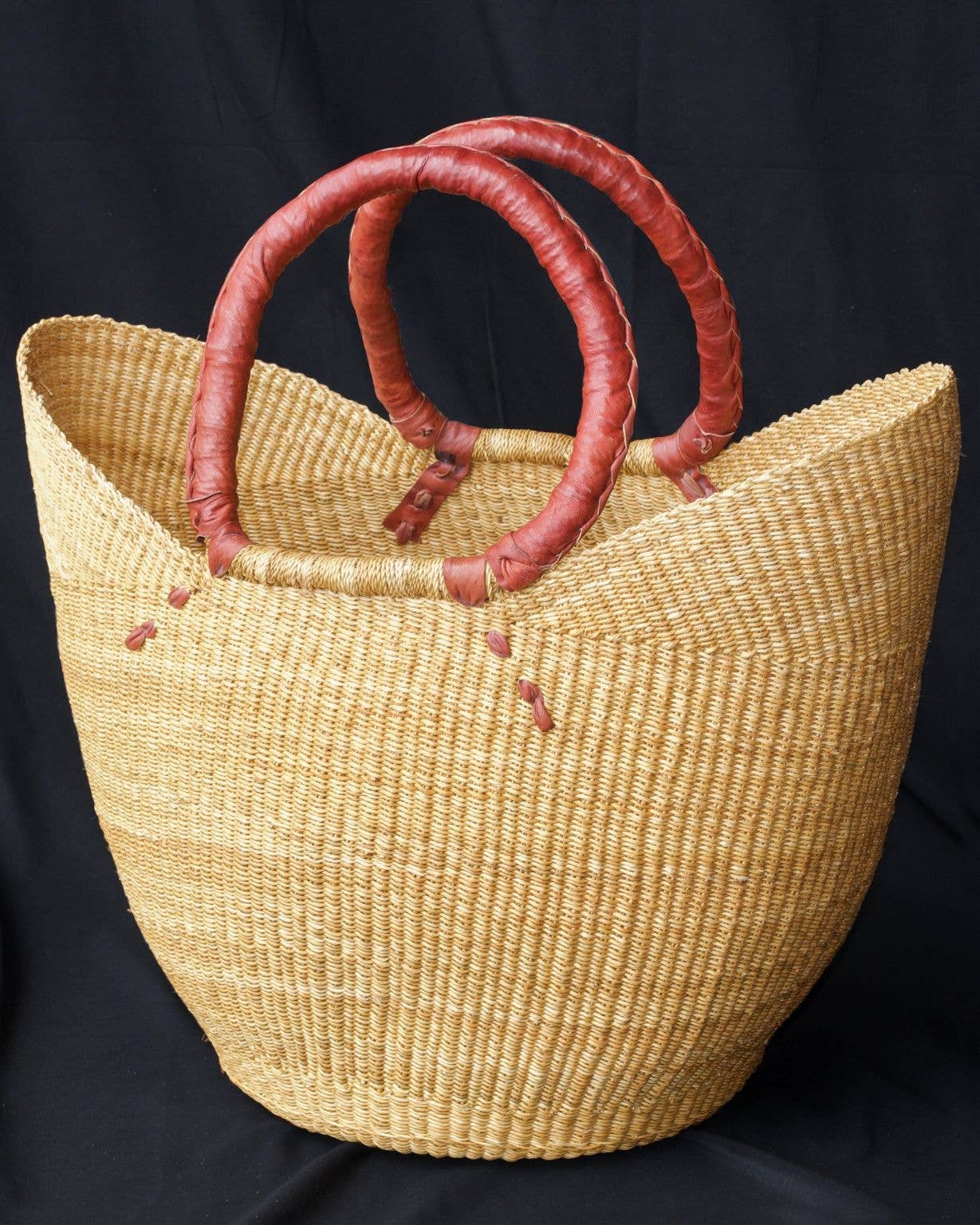 U Shop Basket with Short Handle *Assorted Designs