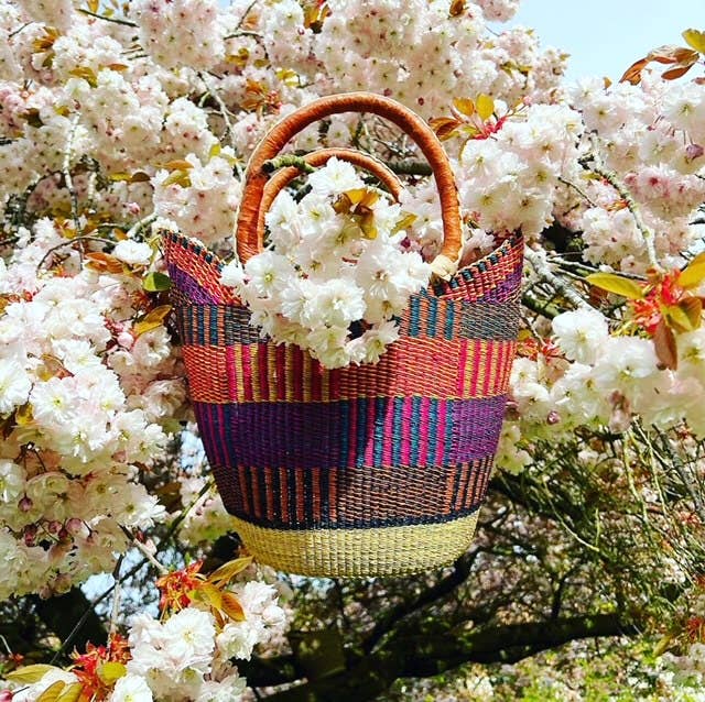 U Shop Basket with Short Handle *Assorted Designs