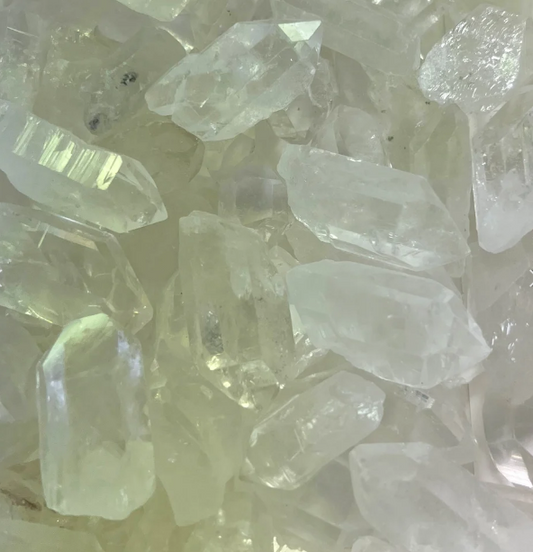 Crystal - Mini Points Clear Quarts